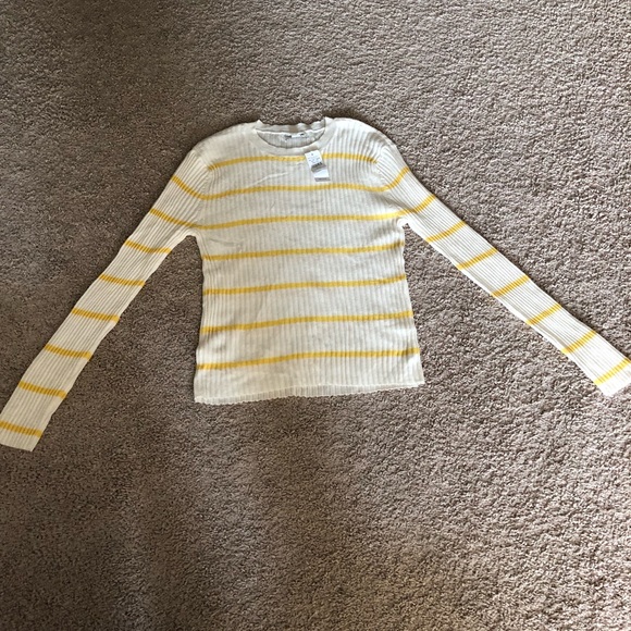 American Eagle Sweater - Picture 2 of 4
